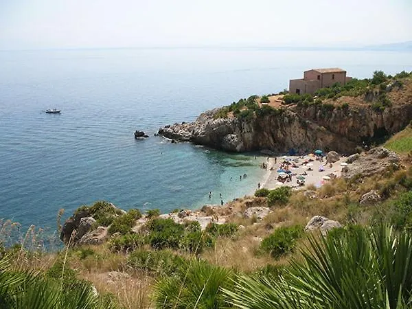 Villa Rosaria vicino la Riserva dello Zingaro Scopello